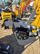 2024/2025 AGT MINI EXCAVATOR MODEL: MX12RX - BRIGGS & STRATTON GASOLINE ENGINE,