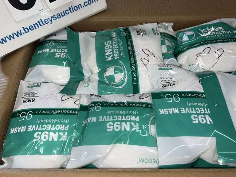 BOX: 3M RESPIRATOR N95 MASKS