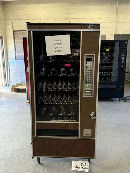 AUTOMATIC PRODUCTS SNACK SHOP, MODEL 6600, S/N 6024686