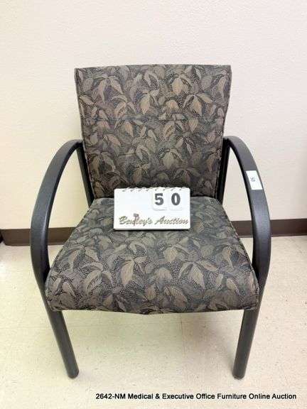 DECORATIVE ARM CHAIR