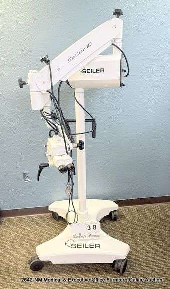 SEILER MH - 1047 MICROSCOPE