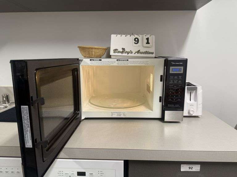 PANASONIC GENIUS SENSOR 1200W MICROWAVE