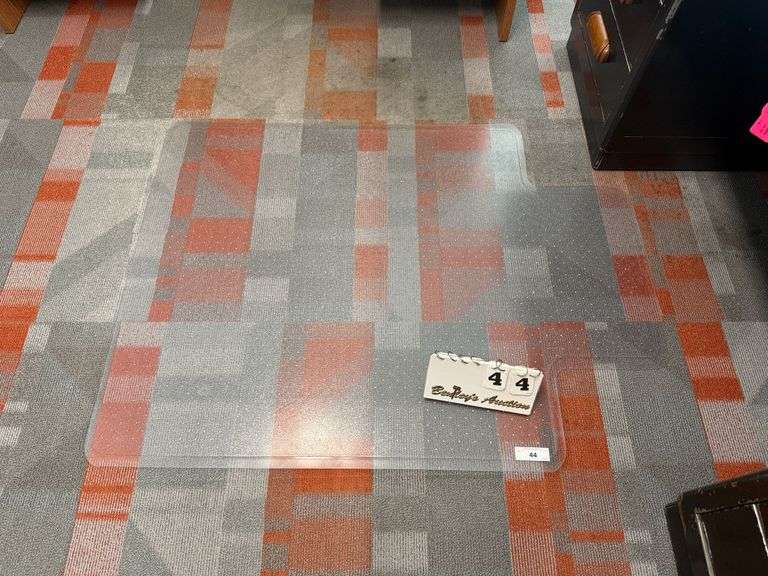 PLASTIC CHAIR MAT