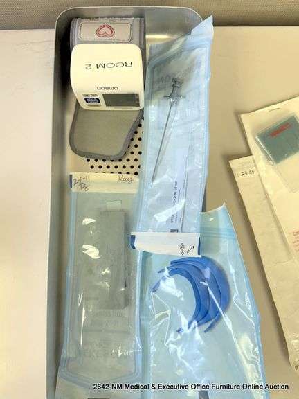 STERILIZATION TRAY W/ BLOOD PRESSURE CUPS