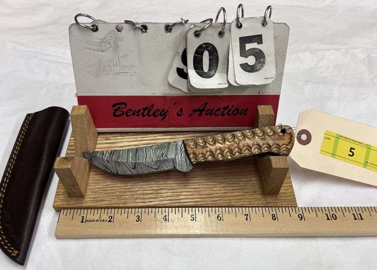 KNIFE W/ SHEATH - TOTAL LENGTH 8" - FIXED BLADE