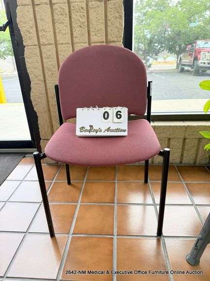 MAROON OFFICE CHAIR