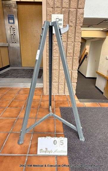 GHENT TRIPOD