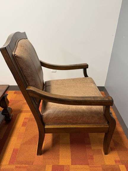 BEST CHAIR INC LEATHER ARM CHAIR