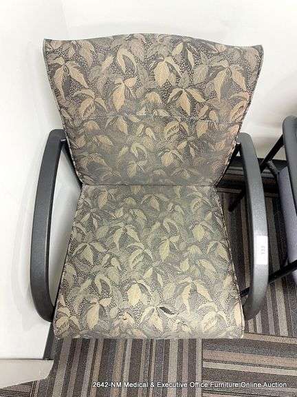 DECORATIVE ARM CHAIR