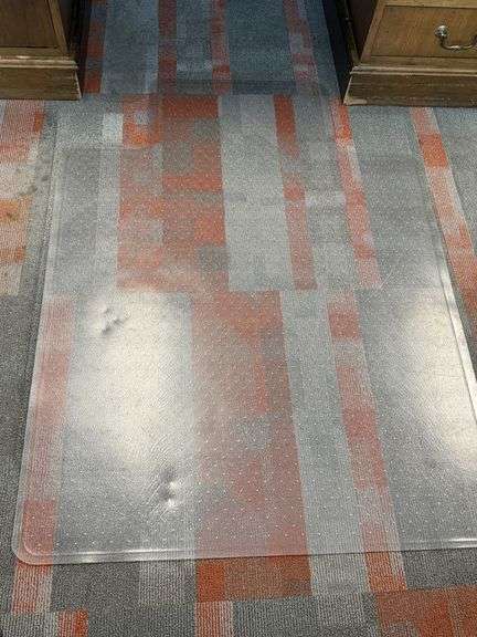 PLASTIC CHAIR MAT
