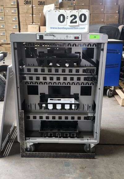 SPECTRUM CONNECTED CART CHARGE STATION
