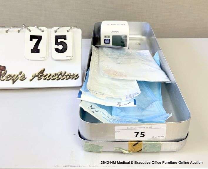 STERILIZATION TRAY W/ BLOOD PRESSURE CUPS