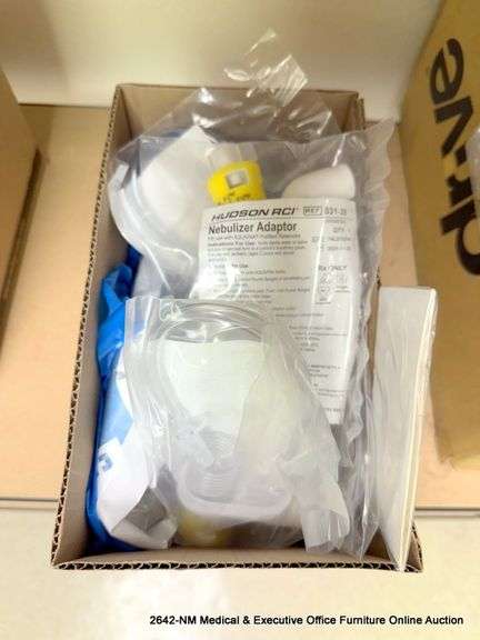 BOX OF NEBULIZER ADAPTERS