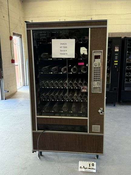 AUTOMATIC PRODUCTS SNACK SHOP, MODEL 7600, S/N 7050879