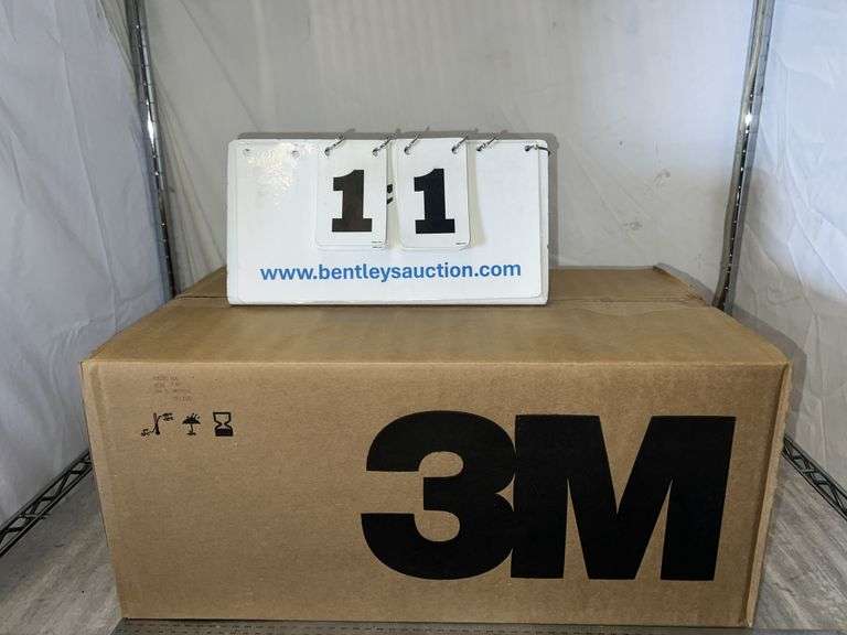 BOX: 3M RESPIRATOR N95 MASKS