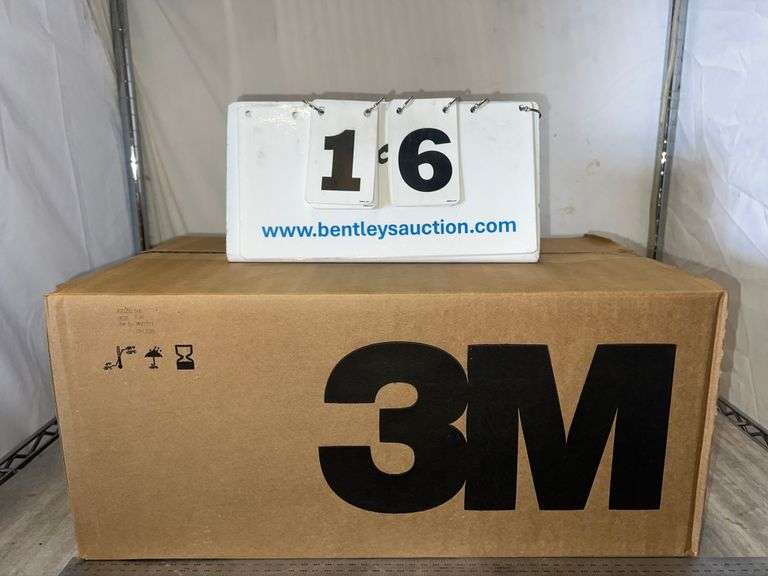 BOX: 3M RESPIRATOR N95 MASKS