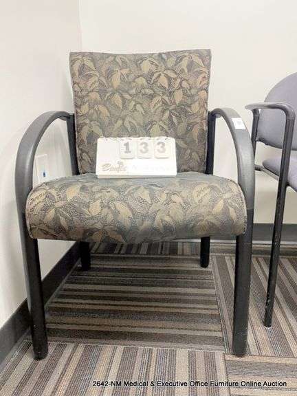 DECORATIVE ARM CHAIR