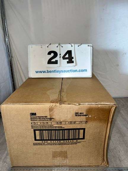 BOX: 3M RESPIRATOR N95 MASKS