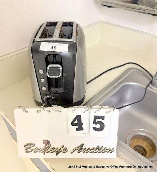 HAMILTON BEACH TOASTER
