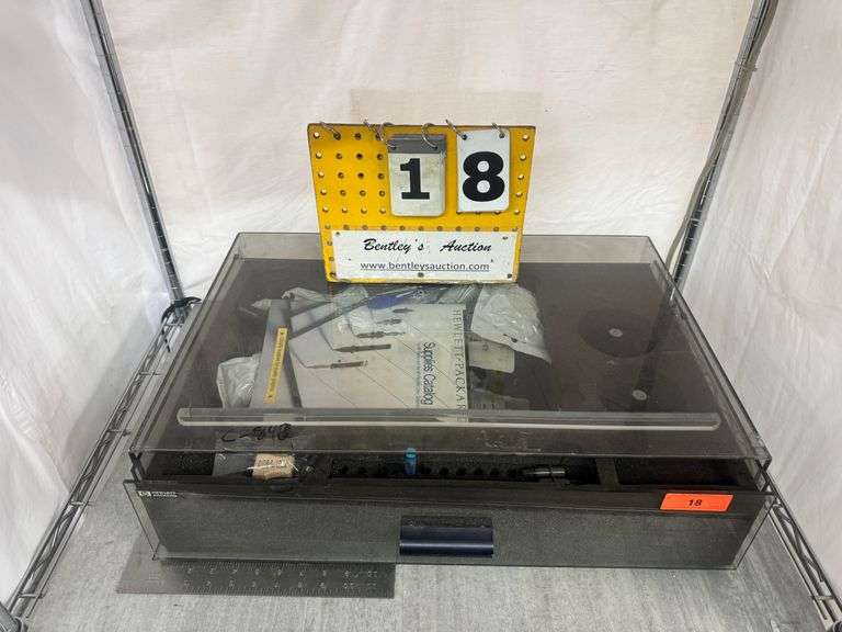 HP PLASTIC BIN FOR PLOTTER (INK)