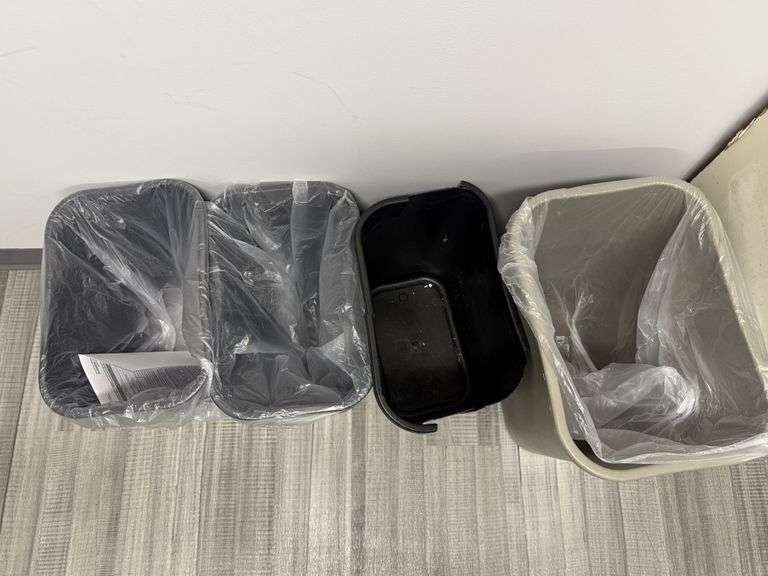 (4) PLASTIC TRASHCANS