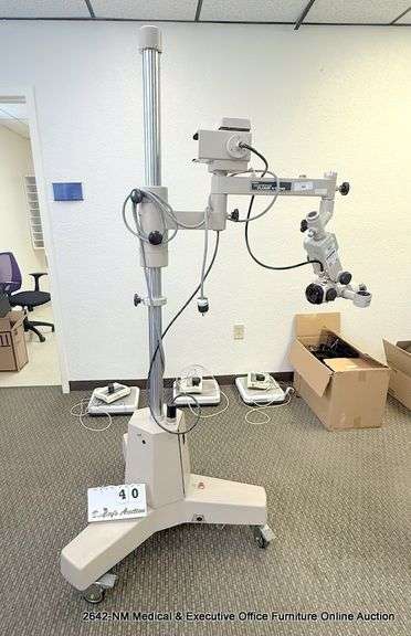 STORZ COUNTER POSE MICROSCOPE W/ OLYMPUS 250