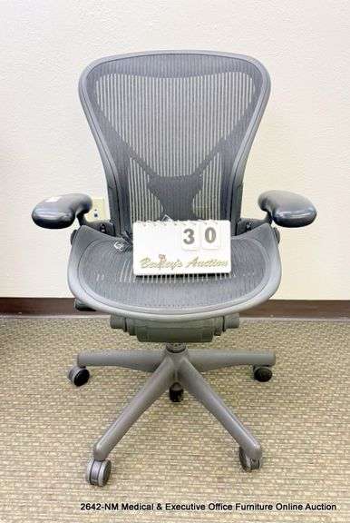 HERMAN MILLER AERON