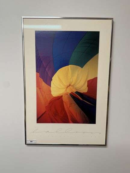 200 YRS COLORFUL BALLOONS