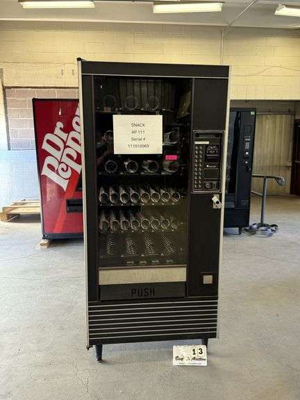 AUTOMATIC PRODUCTS SNACK SHOP, MODEL 111, S/N 111010969