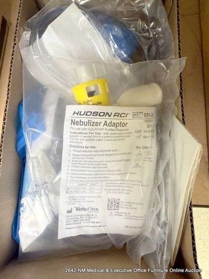 BOX OF NEBULIZER ADAPTERS