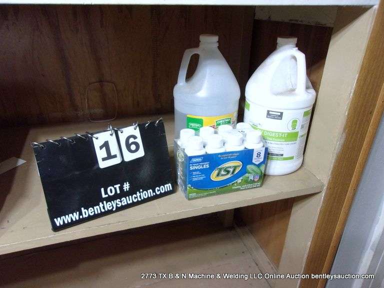 LOT: RV TOILET TREATMENT, VINEGAR, RV-DIGEST-IT