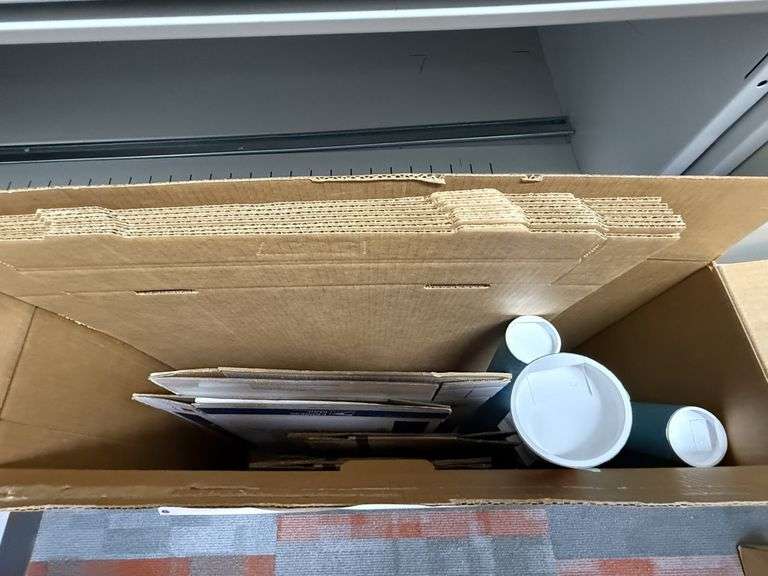 SHIPPING BOXES