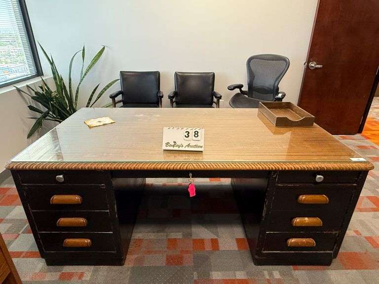 BLACK METAL 8-DRAWER DESK W/ CARVED TOP & GLASS COVER