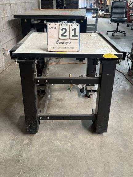 KINETIC SYSTEMS VIBRAPLANE MODEL: 1201-01-11