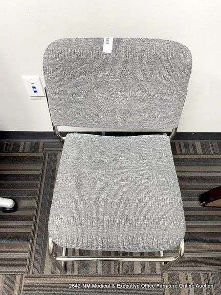 GRAY CLOTH CHAIR