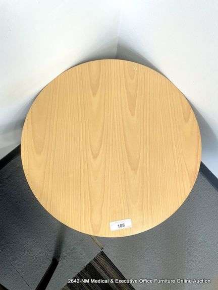 24" ROUND TABLE