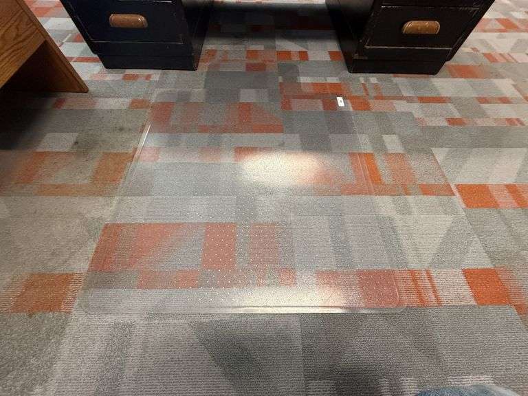 PLASTIC CHAIR MAT