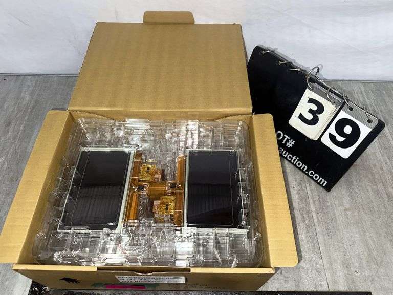 BOX: EDT CORP PANELS, P/N: ETM07000 1ADH6, 12 PCS - Bentley ...