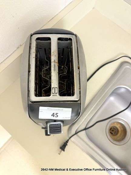 HAMILTON BEACH TOASTER