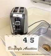HAMILTON BEACH TOASTER