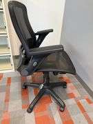 BAYSIDE BLACK OFFICE CHAIR