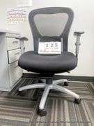 9 - TO - 5 SEATING BLACK OFFICE CHAIRS ON CASTERS