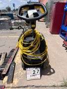 KARCHER ARMADA CARPET EXTRACTOR 6 GALLON - FORWARD AND REVERSE