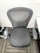 9 - TO - 5 SEATING BLACK OFFICE CHAIRS ON CASTERS