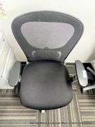 9 - TO - 5 SEATING BLACK OFFICE CHAIRS ON CASTERS