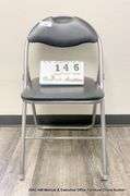 BLACK FODING CHAIR
