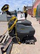 KARCHER ARMADA CARPET EXTRACTOR 6 GALLON - FORWARD AND REVERSE