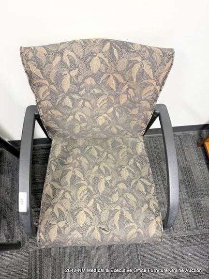 DECORATIVE ARM CHAIR