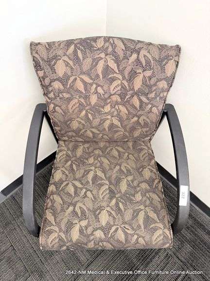 DECORATIVE ARM CHAIR