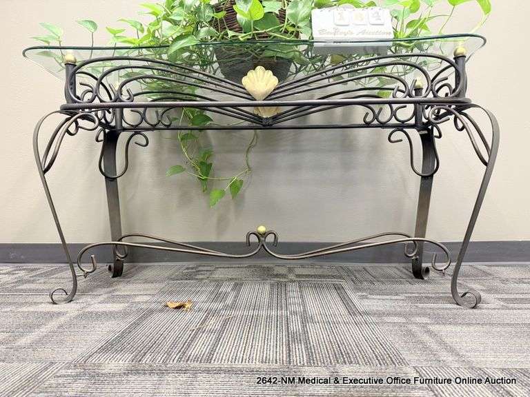 METAL GLASS TOP TABLE (PLANT NOT INCLUDED)